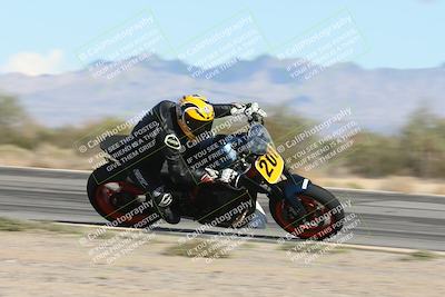 media/Nov-16-2025-Race Pace (Sun) [[8c5fa54630]]/Non Verified Riders (1st 20 Minutes)/3-Turn 3 Inside (11am)/